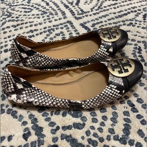 Tory Burch flats - Barely worn!